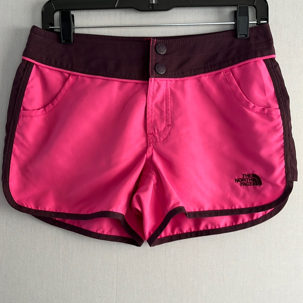 The North Face Flash Dry Womens Size 4 Running Shorts Black Pink Workout Pockets